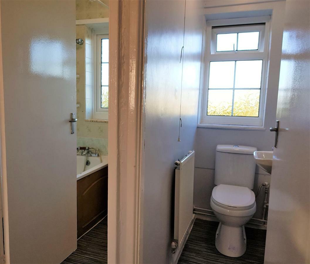 Poynters House - Huku Kwetu Luton & Dunstable - Spacious 2 Bedroom House 外观 照片